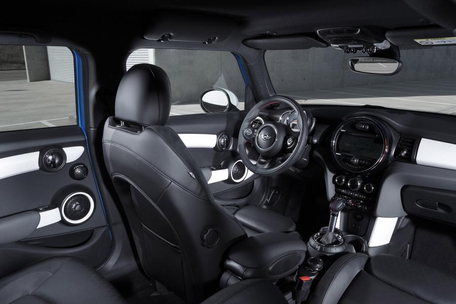  Mini Cooper S 5-Door 2014 года  (фото 48 из 80)